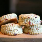 Cream Scones with Currants