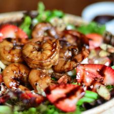 Balsamic Shrimp Salad
