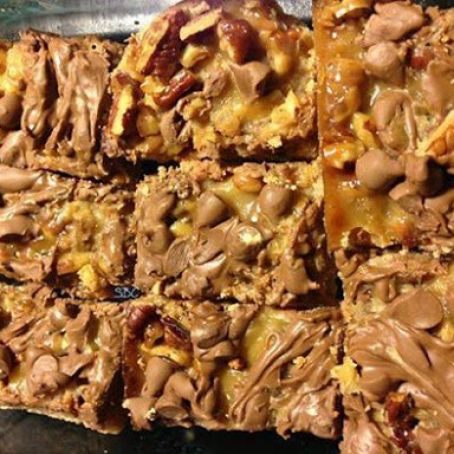 Turtle Cookie Bars