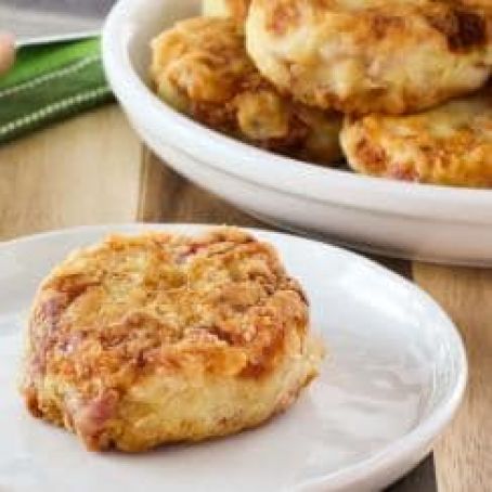 Corned Beef and Cabbage Potato Cakes