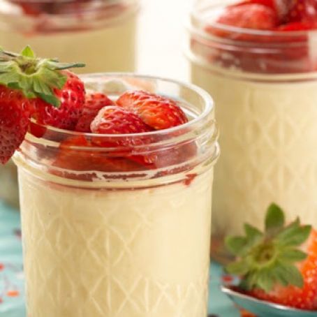 Cheesecakes in a jar