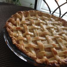 9-inch Apple pie (crust + filling)