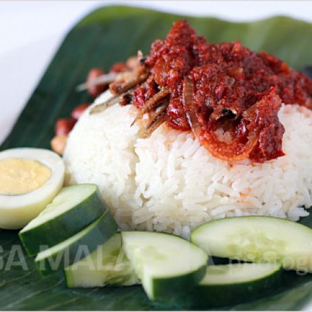 Nasi Lemak Recipe (Malaysian Coconut Milk Rice with Anchovies Sambal)