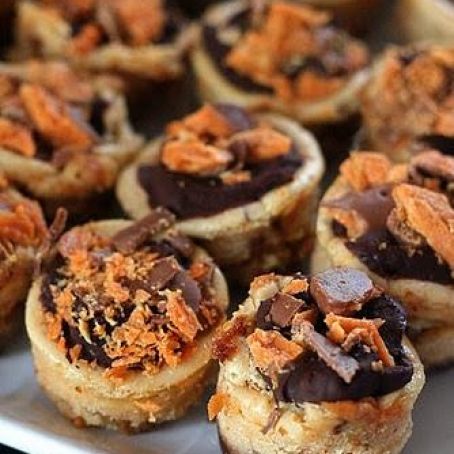 Peanut-Butterfinger Mini Cheesecakes