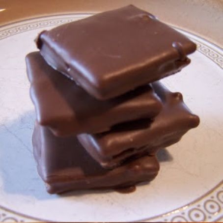 Homemade Butterfinger Bites