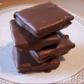 Homemade Butterfinger Bites