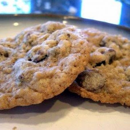 Milk Chocolate Oatmeal Cookies