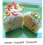 Lemon cupcakes with lemon frosting