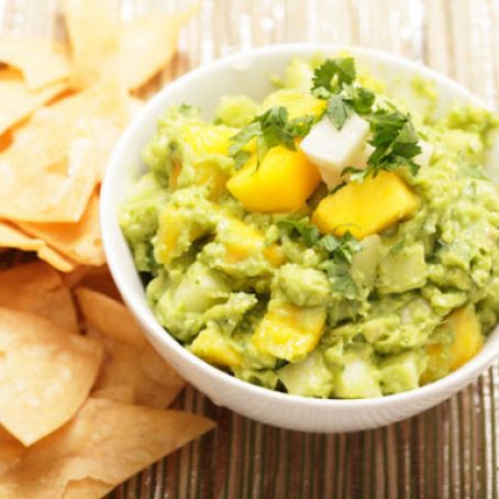 Guacamole with Jicama and Mango