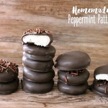 HOMEMADE PEPPERMINT PATTIES