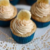 Banana Cinnamon Cupcakes with Nutella Centers
