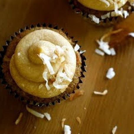 Carrot Cake Cupcakes with Dulce de Leche Buttercream