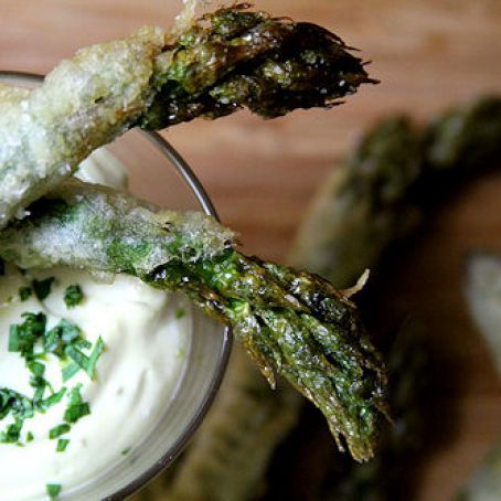 ASPARAGUS FRIES WITH ROASTED GARLIC TARRAGON AIOLI