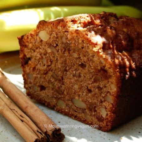 Banana, Almond and Cinnamon Cake