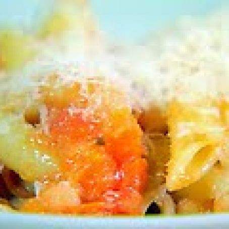 Penne Pasta with Beans and Tomatoes
