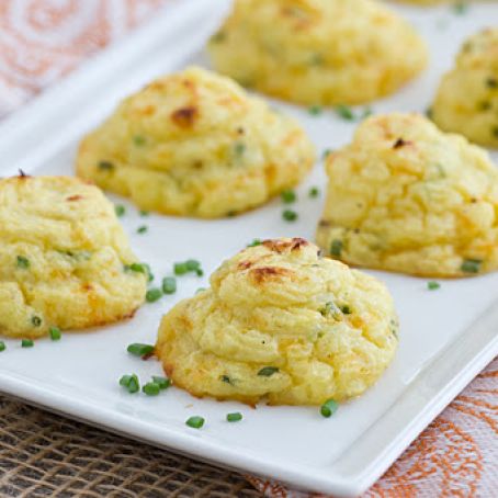 Trimmed down cheddar & chive duchess potatoes (made with cauliflower)