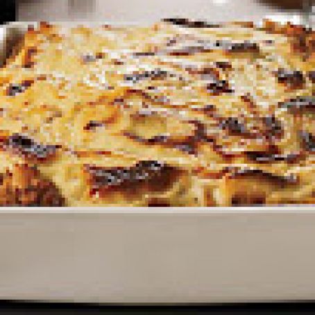Lasagna-Style Baked Pennette with Meat Sauce