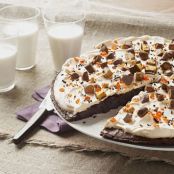 Bats & Bones Brownie Pizza