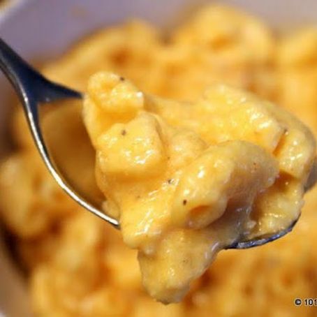 3 Cheese Macaroni and Cheese with Country Smoked Bacon