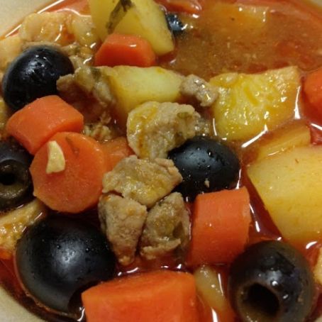 Quick And Easy Pastele Stew