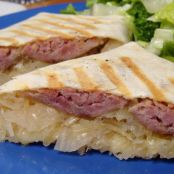 Bratwurst Wraps With Onion-Sauerkraut Filling