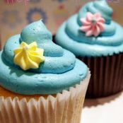 Tropical Pineapple Banana Coconut Cupcakes