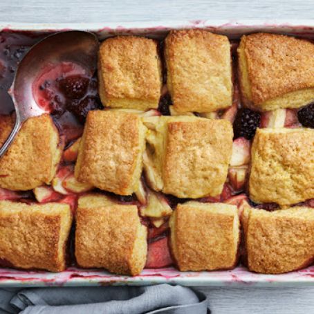 Apple and Blackberry Polenta Cobbler