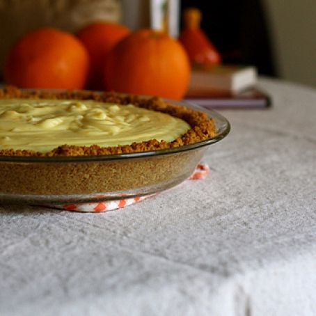 NO-BAKE ORANGE & CREAM PIE
