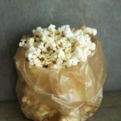 SPICY CHEDDAR POPCORN