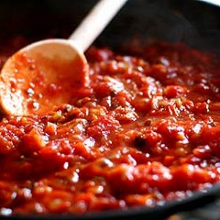 BASIC TOMATO SAUCE