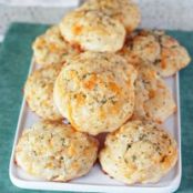 Red Lobster Cheddar Bay Biscuits