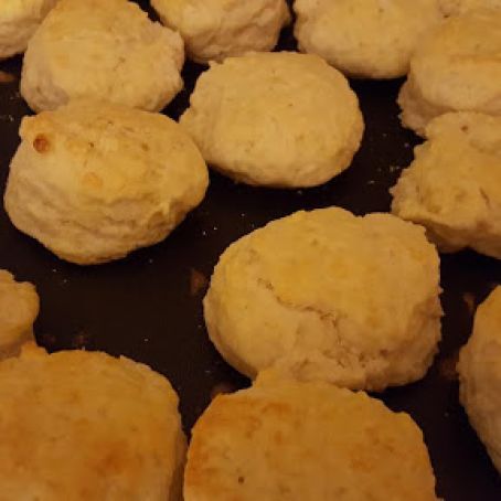 Buttermilk biscuits with Honey Butter