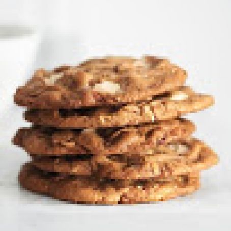 Chocolate, White with Pecans