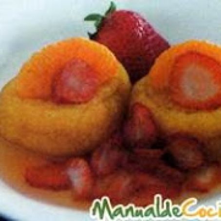 HUEVOS A LA MANDARINA CON FRUTILLAS