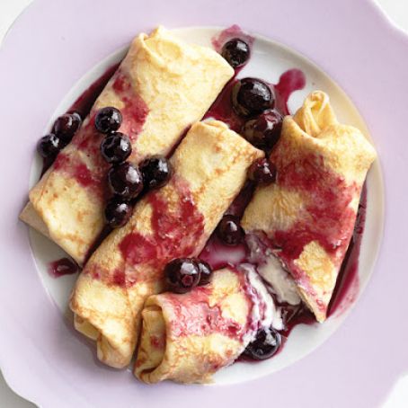 BLUEBERRY AND CHEESE BLINTZES
