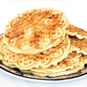 APPLE NUTMEG WAFFLES