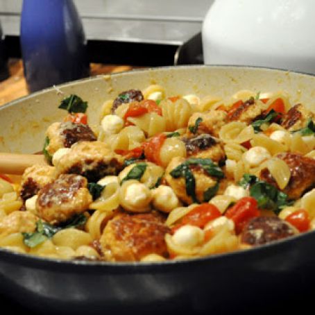 One Dish Dinner: Pasta with Mini Chicken Meatballs