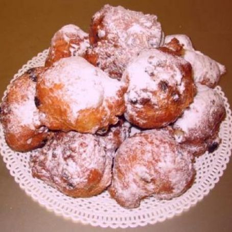 Oliebollen (Dutch Doughnuts)