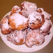 Oliebollen (Dutch Doughnuts)
