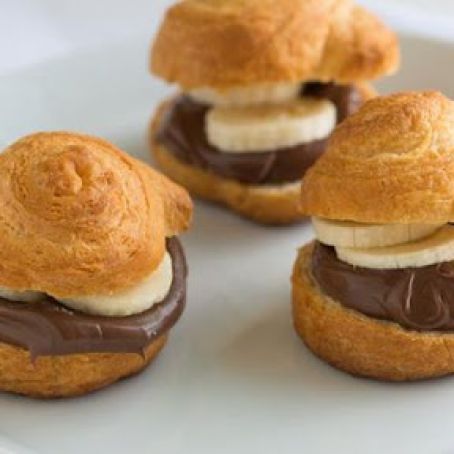 Chocolate Hazelnut Bites with Bananas