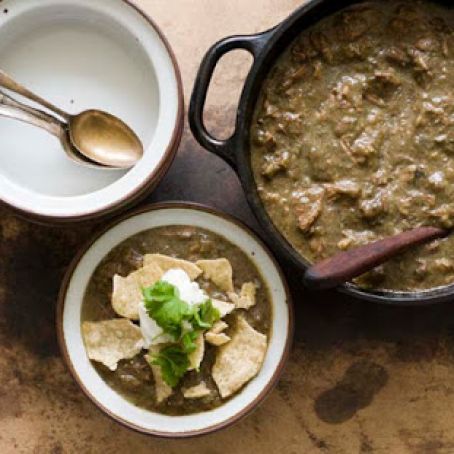 Chile verde con carne (beef green chili)