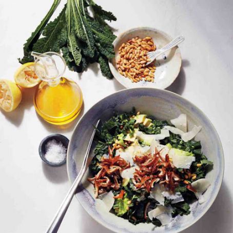 Kale-and-Avocado Salad with Dates
