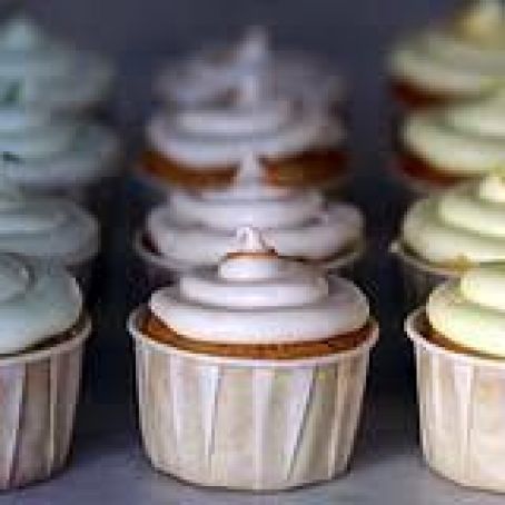 Lemon, Lime & Grapefruit Curd Filled Cupcakes with Cream Cheese Frosting