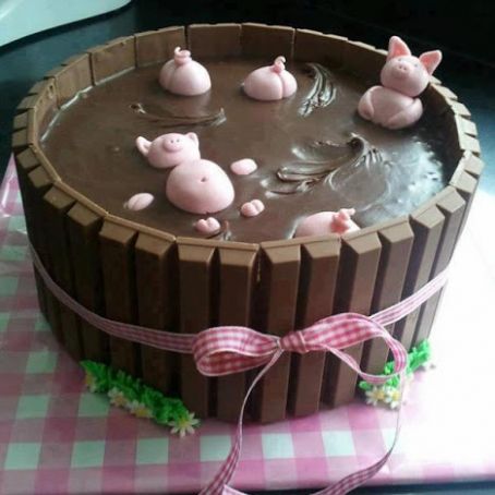 Piggy Cake
