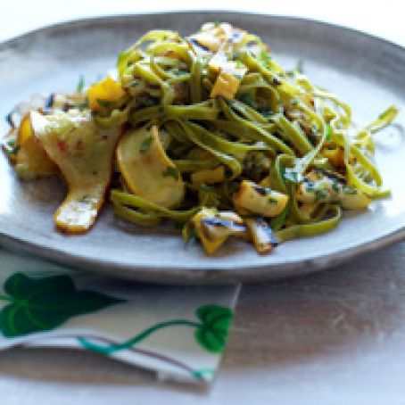 Spinach Fettuccine with Tangy Grilled Summer Squash