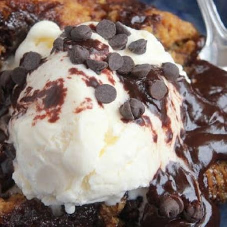 Slow-Cooker Chocolate Chip-Brownie Cake