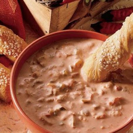 Pepper-Jack Crescent Twists with Salsa-Ranch Dip