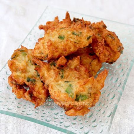 SNACKS - Chinese Chives and Dried Krill Fritters