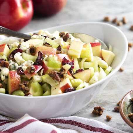 Pecan, Blue Cheese And Apple Salad