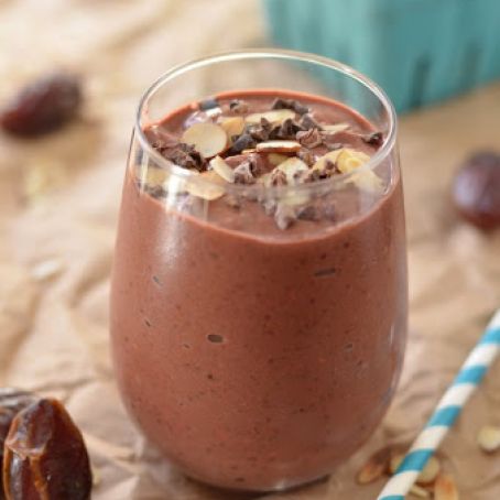 Smoothie: Chocolate Berry Almond Smoothie
